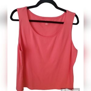 Kim Rogers woman coral tank top
